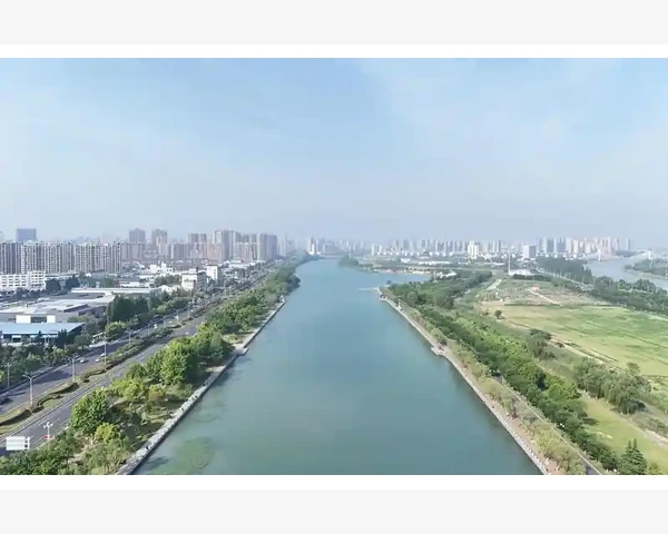 MT4深色界面切换教程缓解盯盘视觉疲劳_保存模板与默认设置让调整持久生效